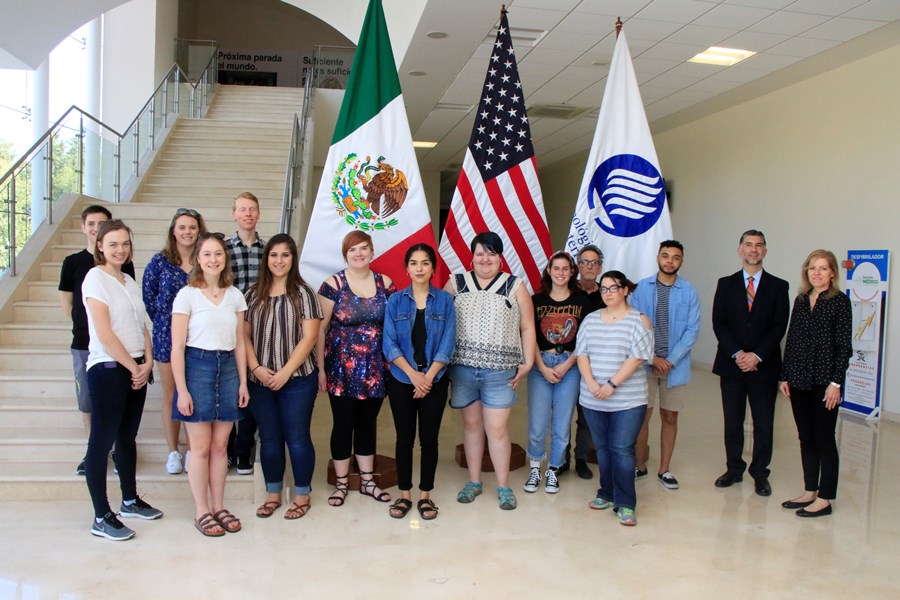 Desde hace 4 años, un grupo proveniente de Drake University visita nuestra universidad con la intensión de cursar una materia opcional intensiva, la cual en cada ocasión aborda diferentes temas.