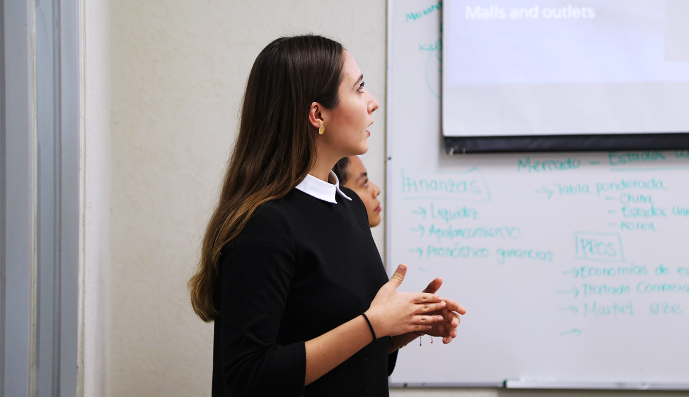  Estudiantes_de_negocios_internacionales_del_Tec_de_Monterrey