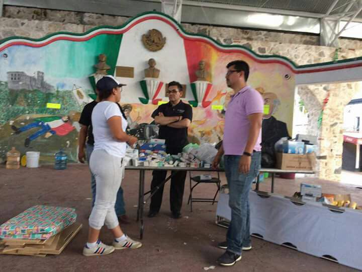 Alrededor de 100 alumnos y EXATEC participaron en este colectivo.