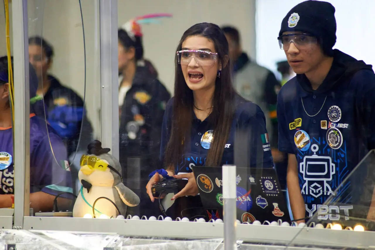 ana-driver-first