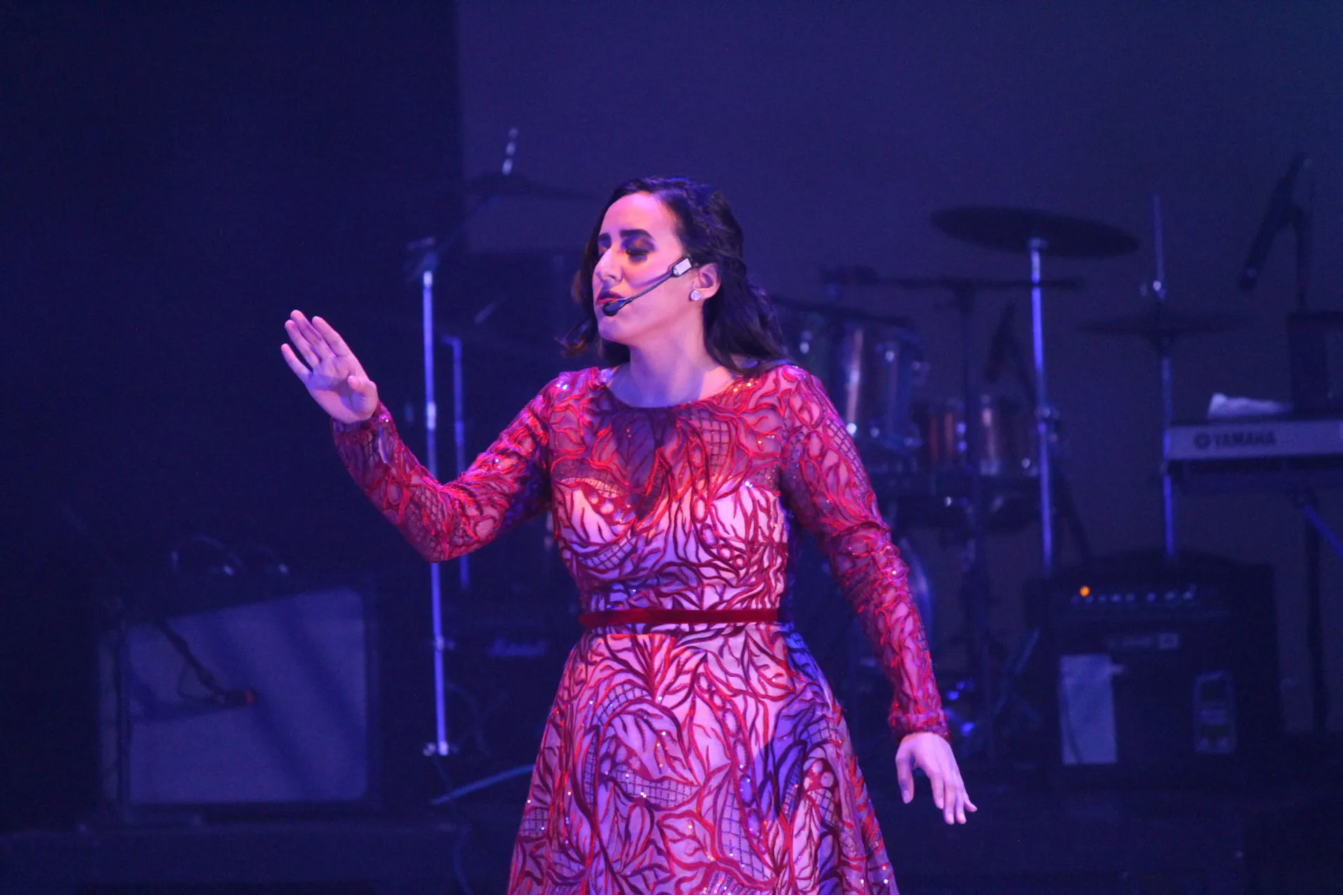 Luisa Pérez cantando ópera