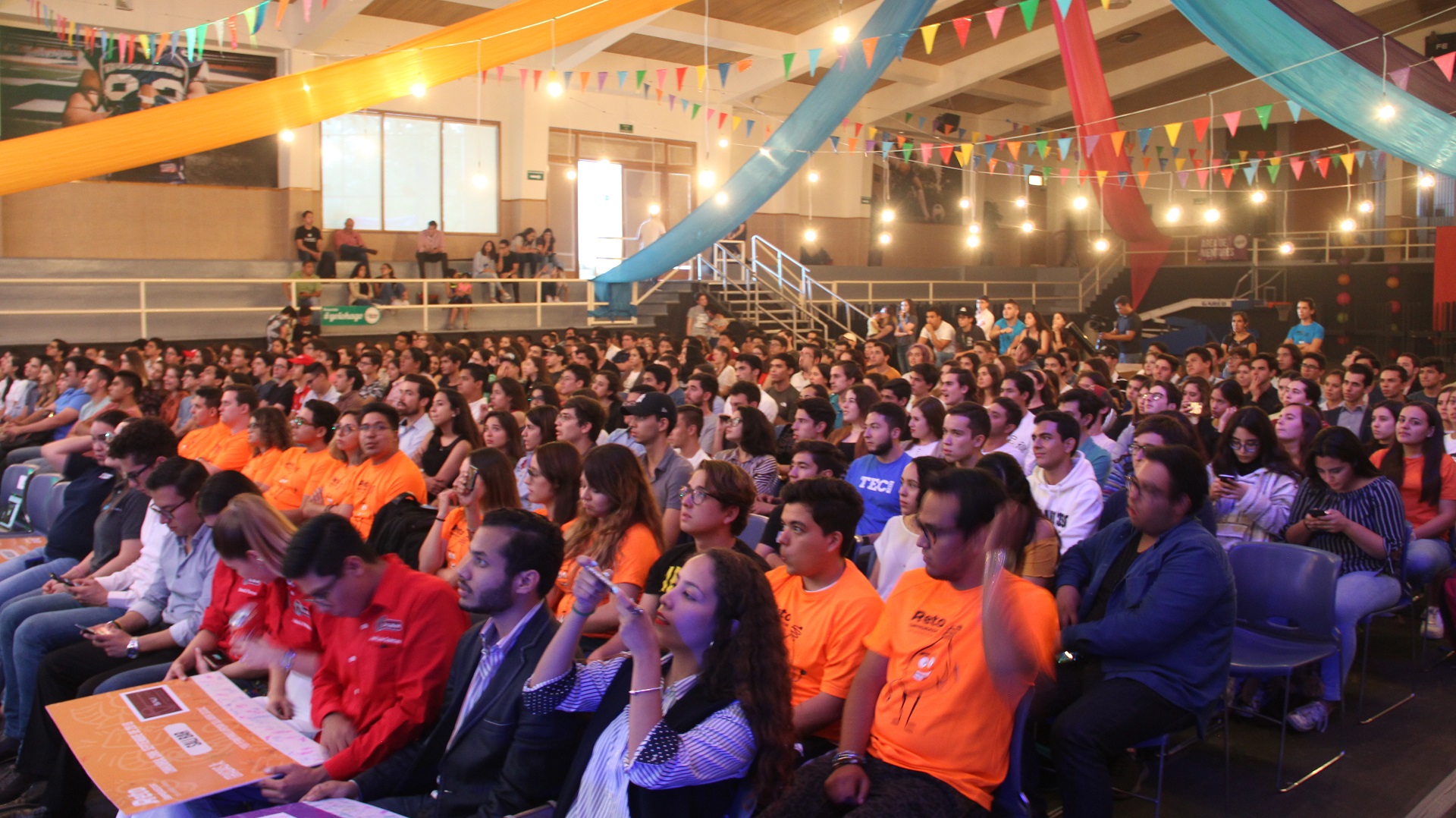 Jóvenes participantes