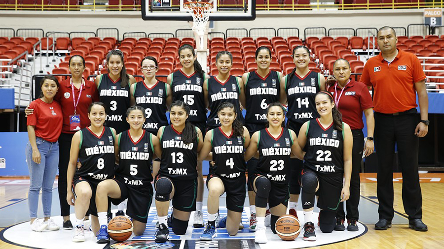 Ilse con la Selección Mexicana Sub-17