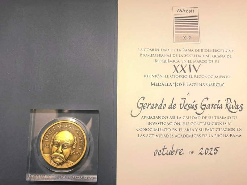 Medalla José Laguna García otorgada al Dr. Gerardo de Jesús García Rivas.
