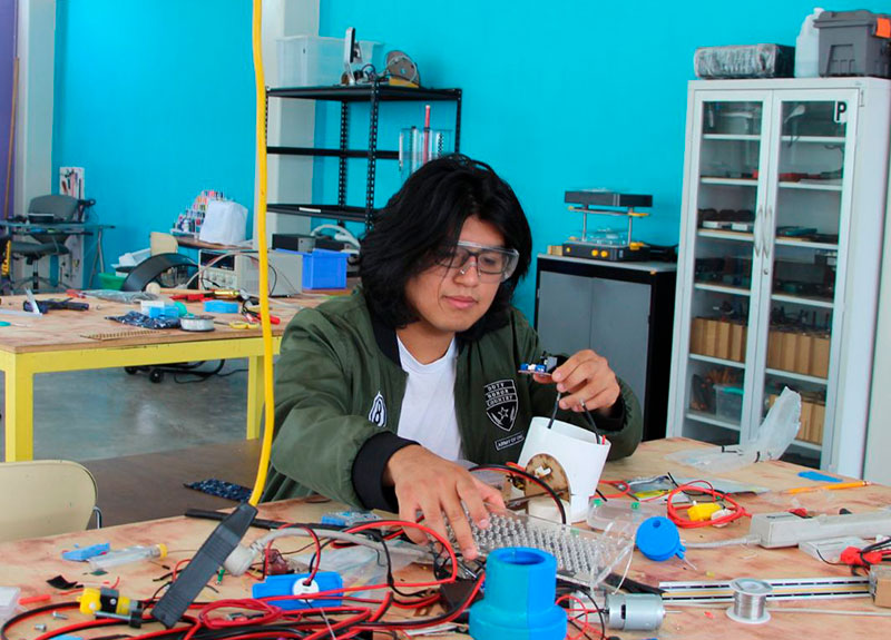 Abraham Vega, estudiante de la ingeniería en Mecatrónica del Tec de Monterrey campus Cuernavaca, es seleccionado como astronauta análogo para una misión en Polonia