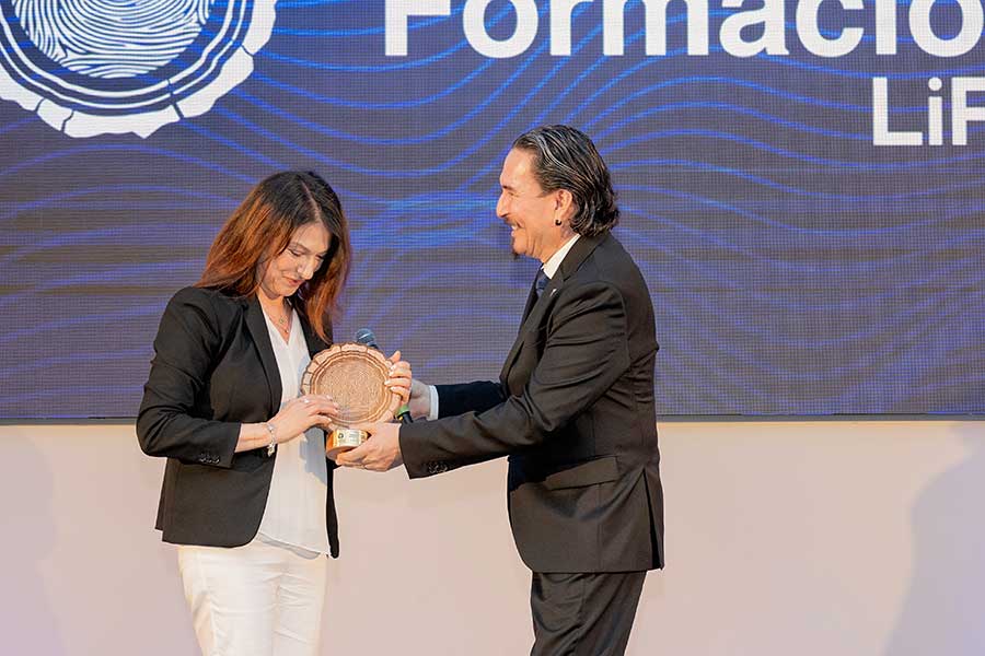 Adriana Amezcua, Premio a la Formación LiFE.