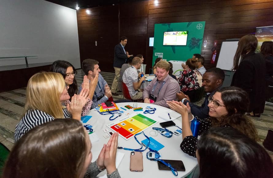 Alumna líder en biotecnología participa en Youth Ag Summit de Bayer 2019