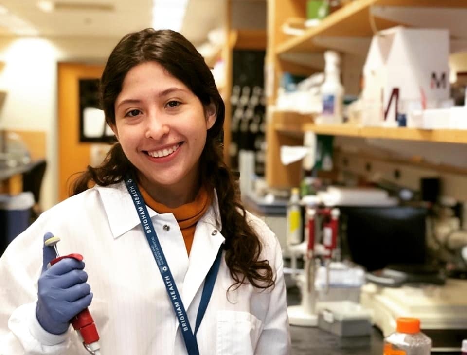 Alumna líder en biotecnología participa en Youth Ag Summit de Bayer 2019