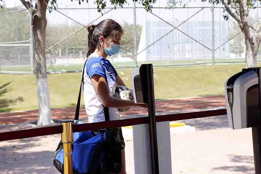 Comenzaron actividades estudiantiles en el Tec campus Querétaro, con clases al aire libre bajo las normas sanitarias actuales.