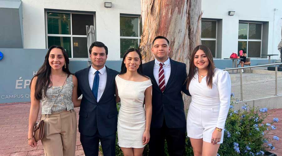 Estudiantes ganan bronce en competencia de logística en simulación