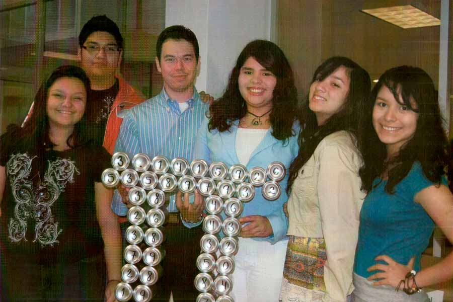 Clase del profesor Ángel Garza.