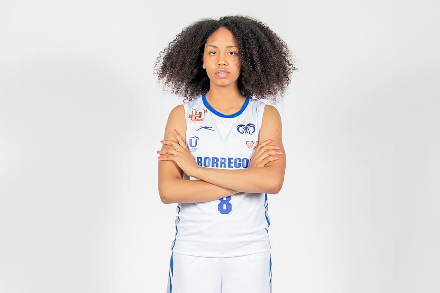 Anissa Jeffries se integra al equipo mexicano de baloncesto femenil.