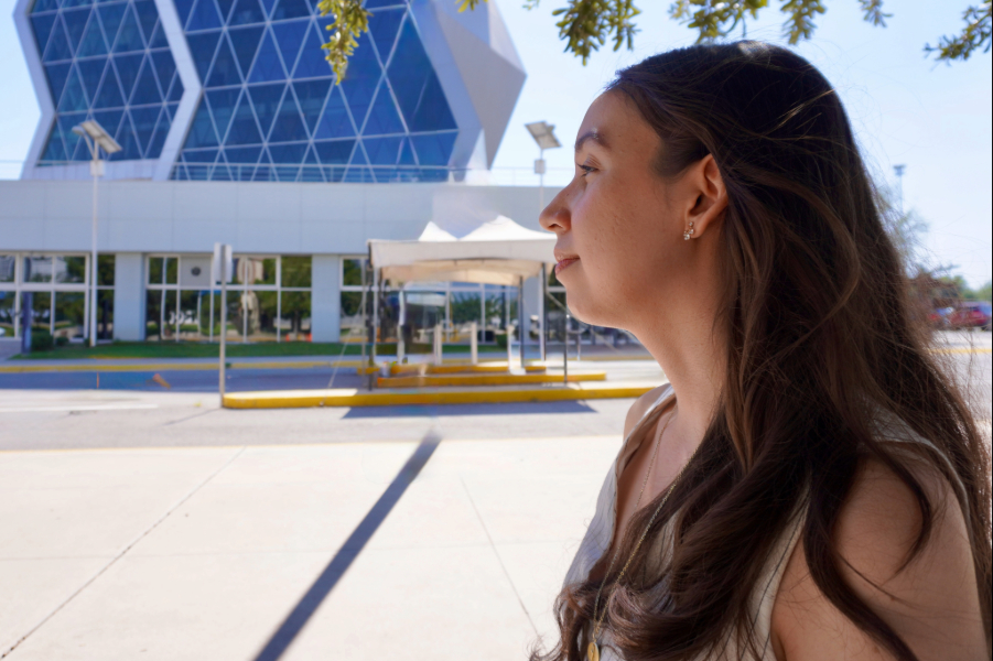 Arely Jiménez en el Parque Orión del Tec campus Chihuahua.