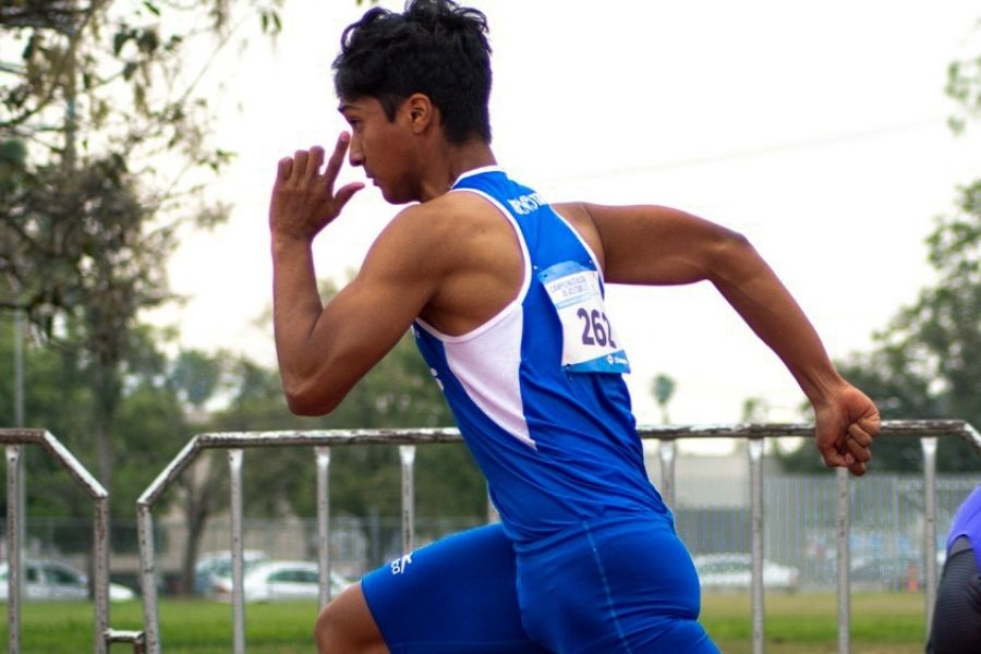 Samuel Pérez corriendo