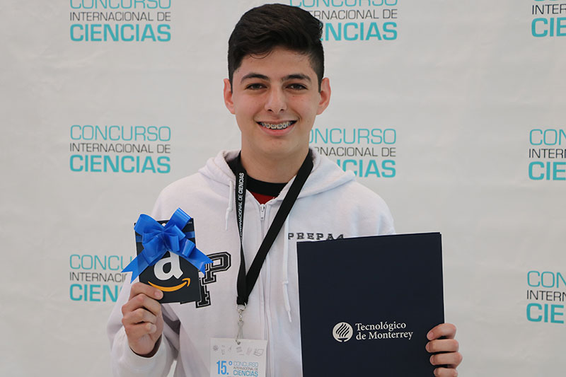 Ganador de Biología 15 Concurso Internacional de Ciencias