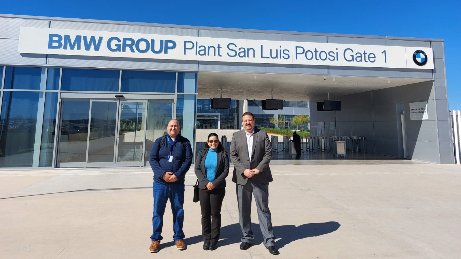 El equipo del Tec de Monterrey en BMW Group San Luis Potosí