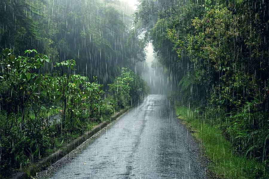 bombardeo de nubes para producir lluvia