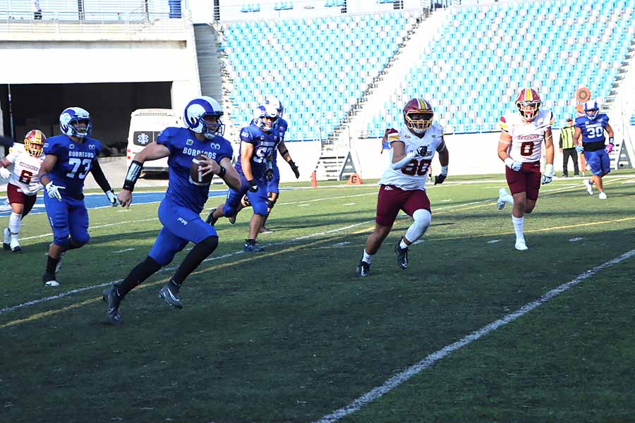 Partido de Borregos Monterrey de PrepaTec en el Estadio de los Borregos.