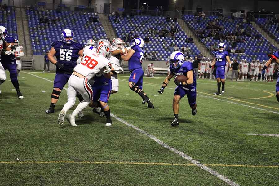 Partido Borregos Monterrey contra Linces México de cuartos final de Liga Mayor de ONEFA. 