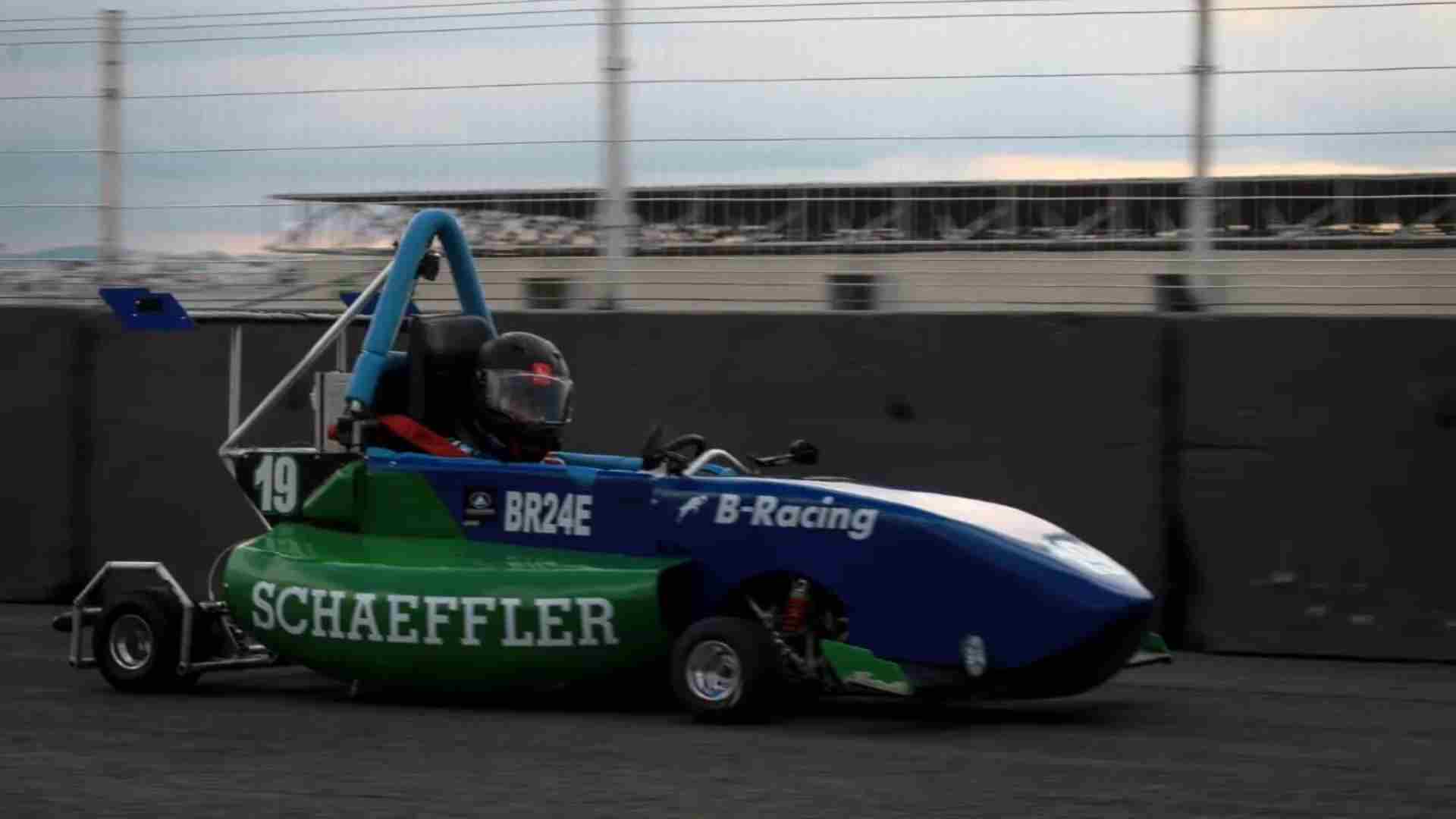 B Racing gana la carrera en la competencia de Electraton en Guadalajara