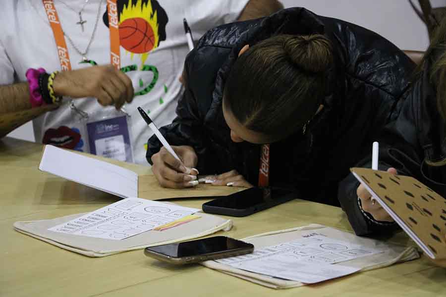 Taller de Bullet Journal llevado a cabo en INCmty 2022. 