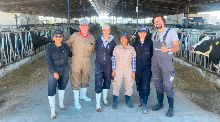 Campo AgroExperimental del Tec Qro premiado por su tecnología y producción lechera