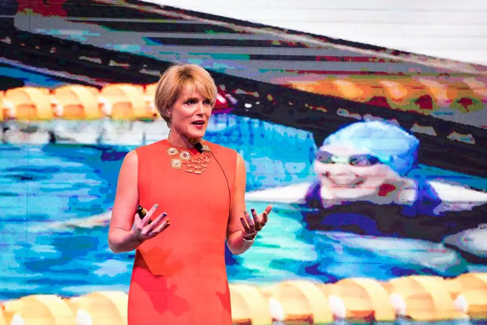 Caroline Miller en el Foro de la Felicidad.