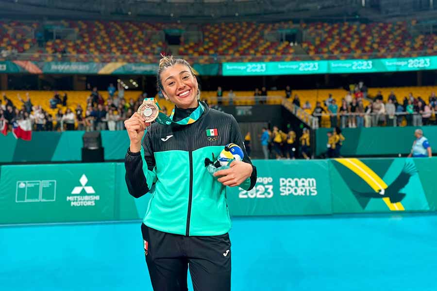 Celeste Vela, medallista de bronce en Juegos Panamericanos, jugadora de Borregos Monterrey de voleibol.