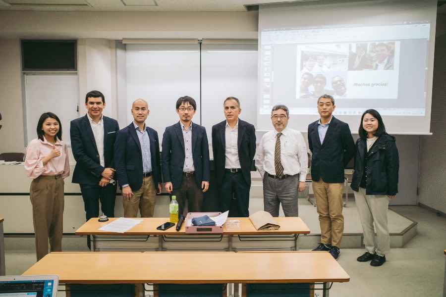 Tecnologías basadas en microalgas es el proyecto con la Universidad de Soka