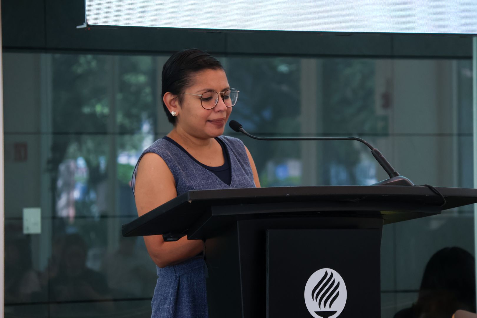 Dr. Ana Vanoye en el panel