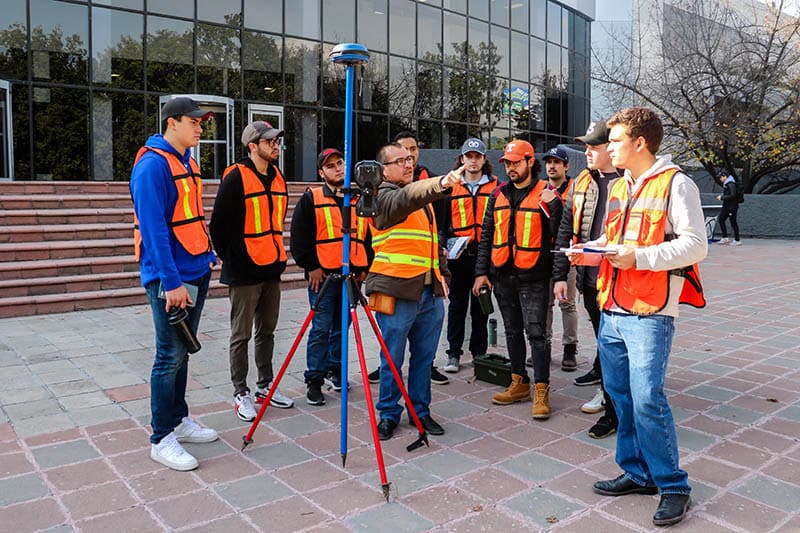 Alumnos en cursos de invierno Mty