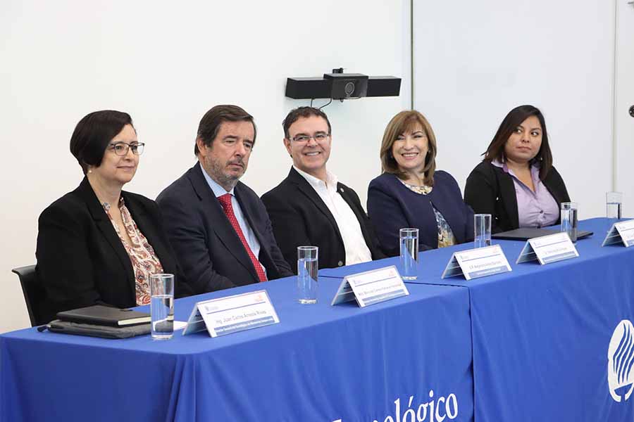 Podium presente en la ceremonia