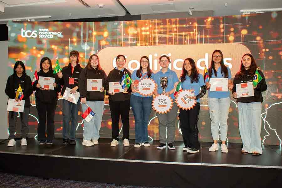 Concurso de programaci&oacute;n Codificadas, en el que gan&oacute; 2do. lugar alumna del Tec Guadalajara. 