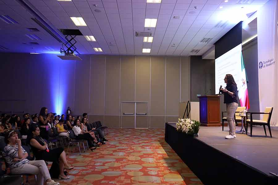 Tecnología para procesamiento de alimentos, en el congreso de biotecnología del Tec Guadalajara. 