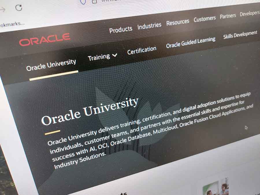 Convenio con oracle, para estudiantes del Tec Guadalajara. 