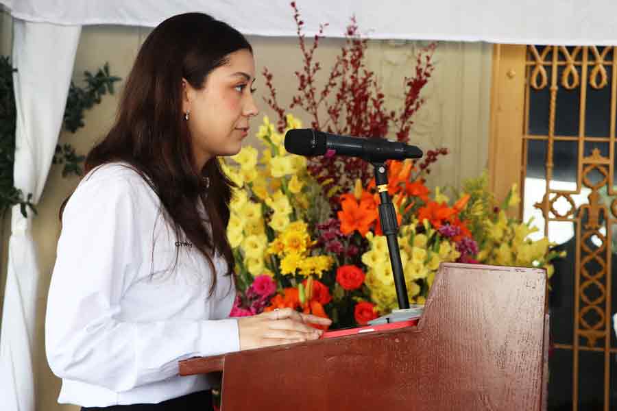 Cristina Reyes durante su discurso en la guardia de honor.