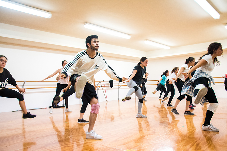 Daniel Velázquez, miembro del equipo representativo de baile