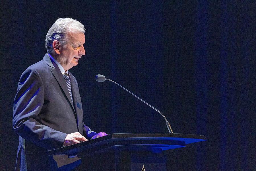 Ricardo Saldívar en homenaje a David Noel