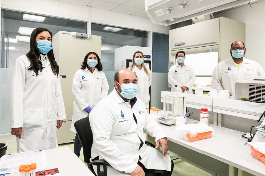 El Laboratorio MARTEC cuenta con un equipo multidisciplinario de investigadores.