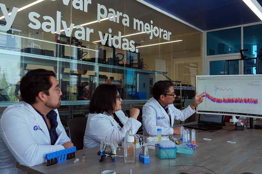 Dispositivo valida alimentos y medicinas, creado por profesores del Tec Guadalajara. 