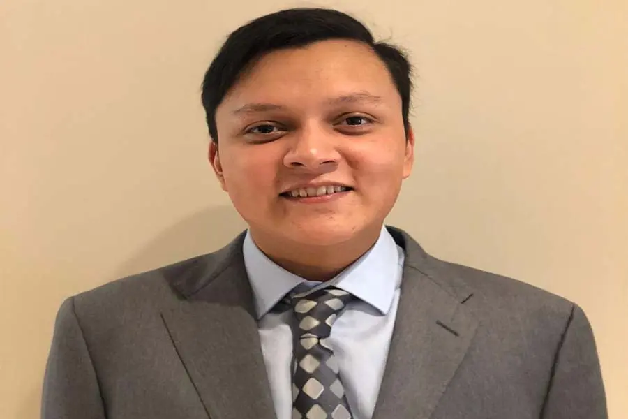 Eduardo Sáenz creador del filtro de agua y estudiante de primer semestre de Ingeniería Mecánica del campus Chihuahua