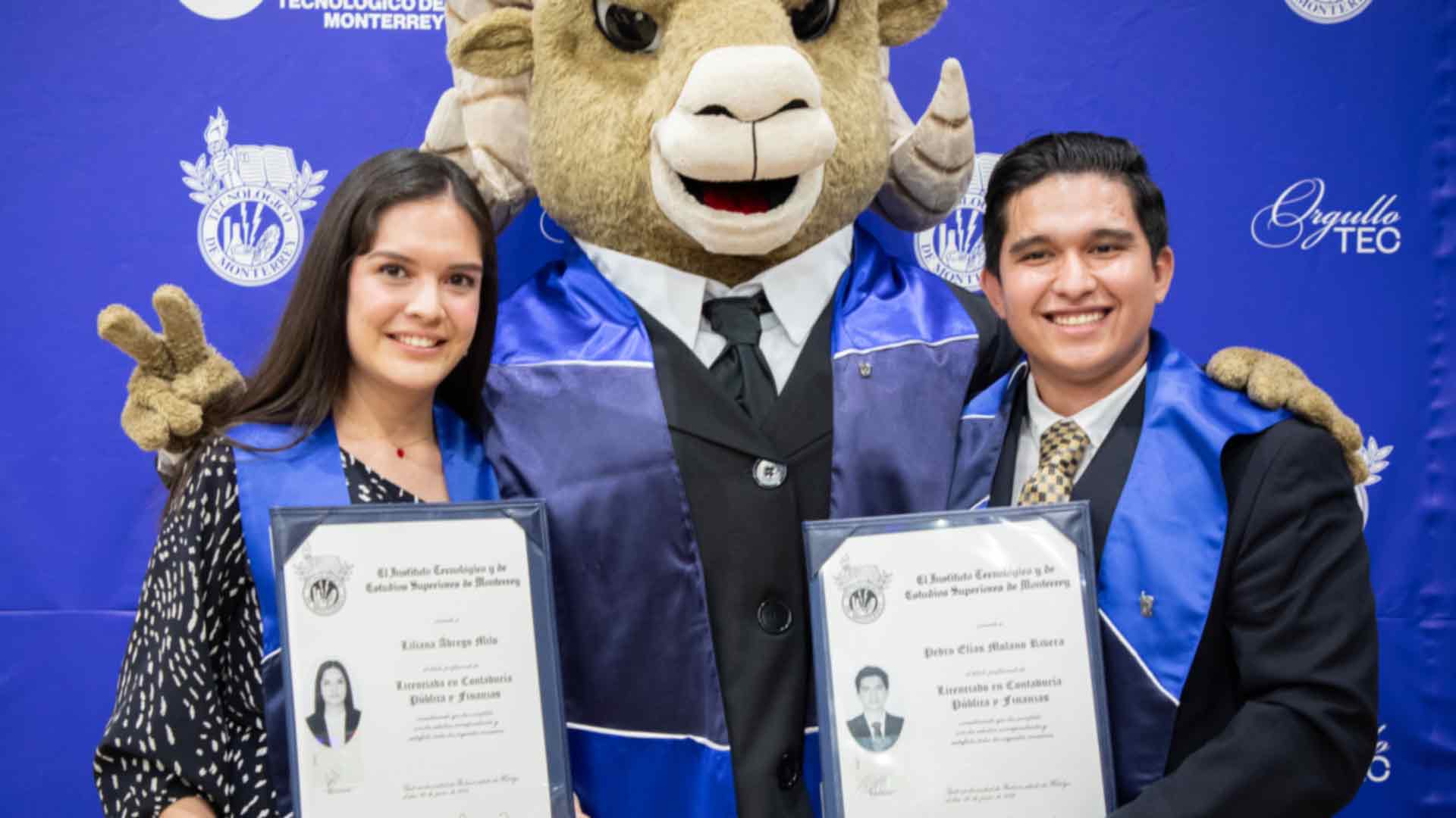 Pedro Molano y Lili Ábrego de campus Hidalgo