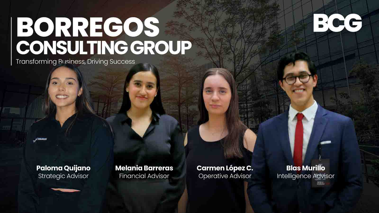 Filmina con fotos de los 4 integrantes del equipo y el nombre Borregos Consulting Group