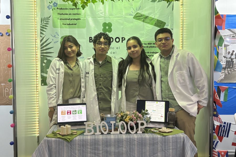 Estudiantes laguneros exponen proyecto de biopl&aacute;stico en encuentro nacional de PrepaTec