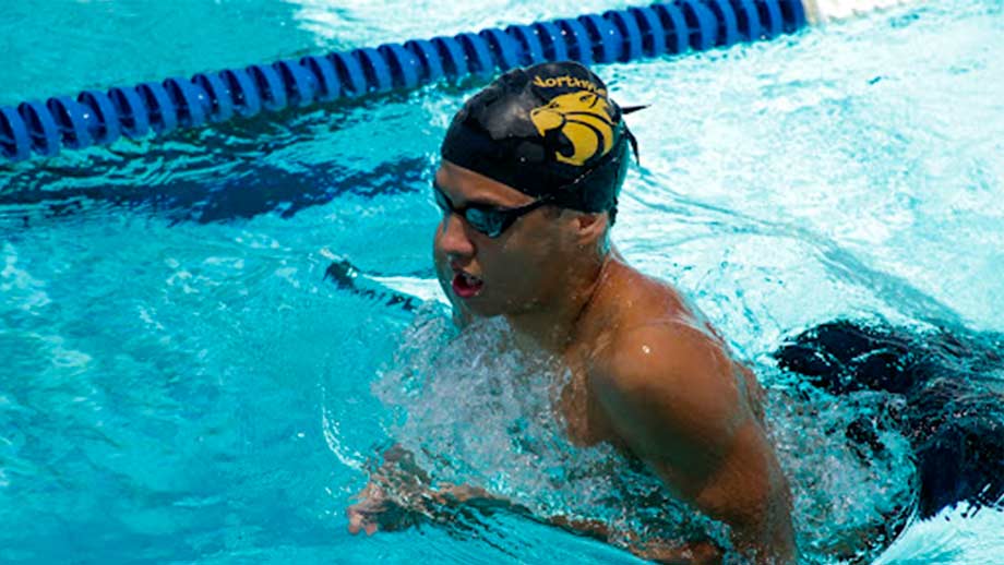 Entrenamiento de natación CONADEIP 2022