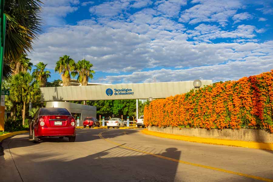 entrada-del-tec-de-monterrey-campus-sinaloa