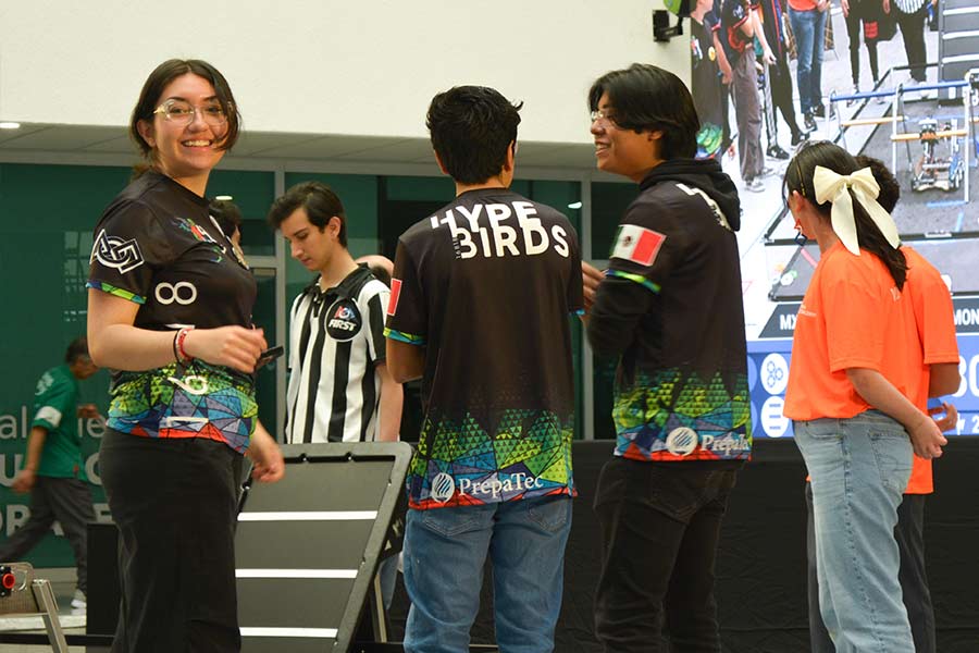 Hype Birds en regional de robótica