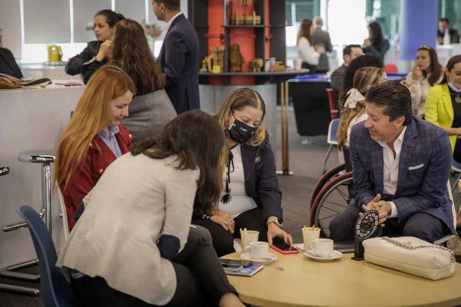 En la entrega del Distintivo ESR se efectuaron talleres empresariales