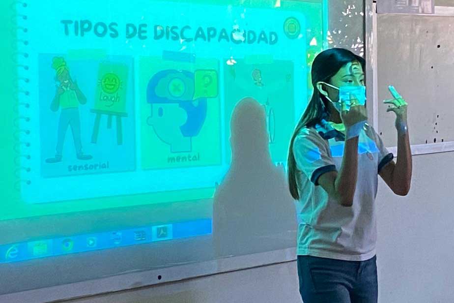 Estefanía ha llegado con su proyecto a más de 300 niños en Tabasco.