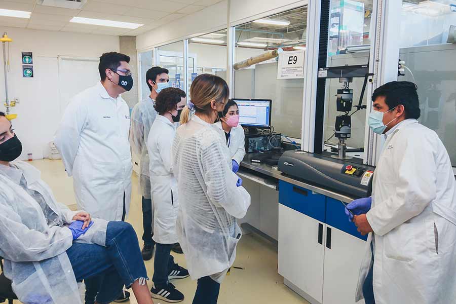 Los alumnos visitaron el CIDEP para conocer los proyectos en los que trabaja en Tec de Monterrey.